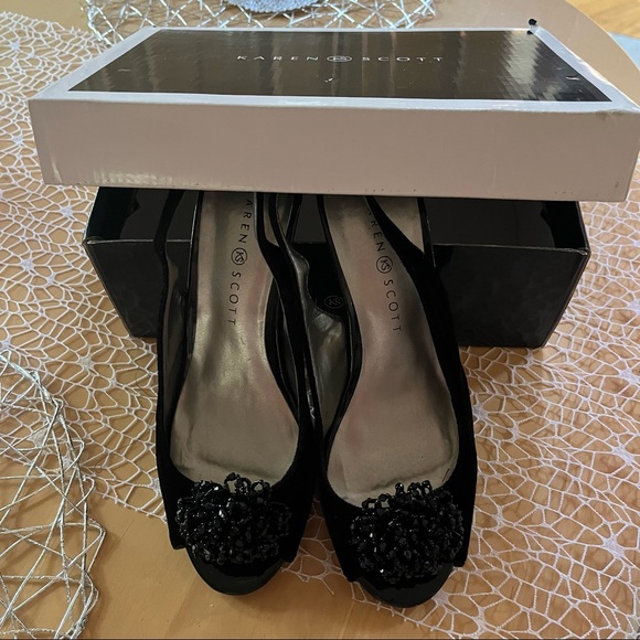 EUC Karen Scott brandy black velvet heels open toe pumps - Picture 6 of 11